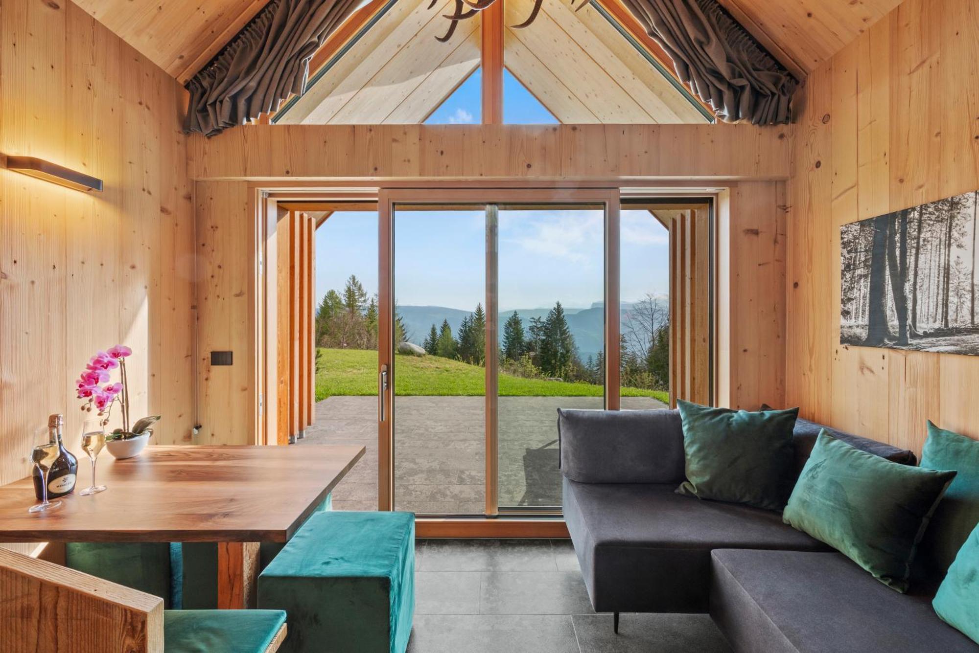 New Opening "Sissi Chalets" - Unique Luxury Hideaway With Mountain View & Sauna Mendola Екстериор снимка