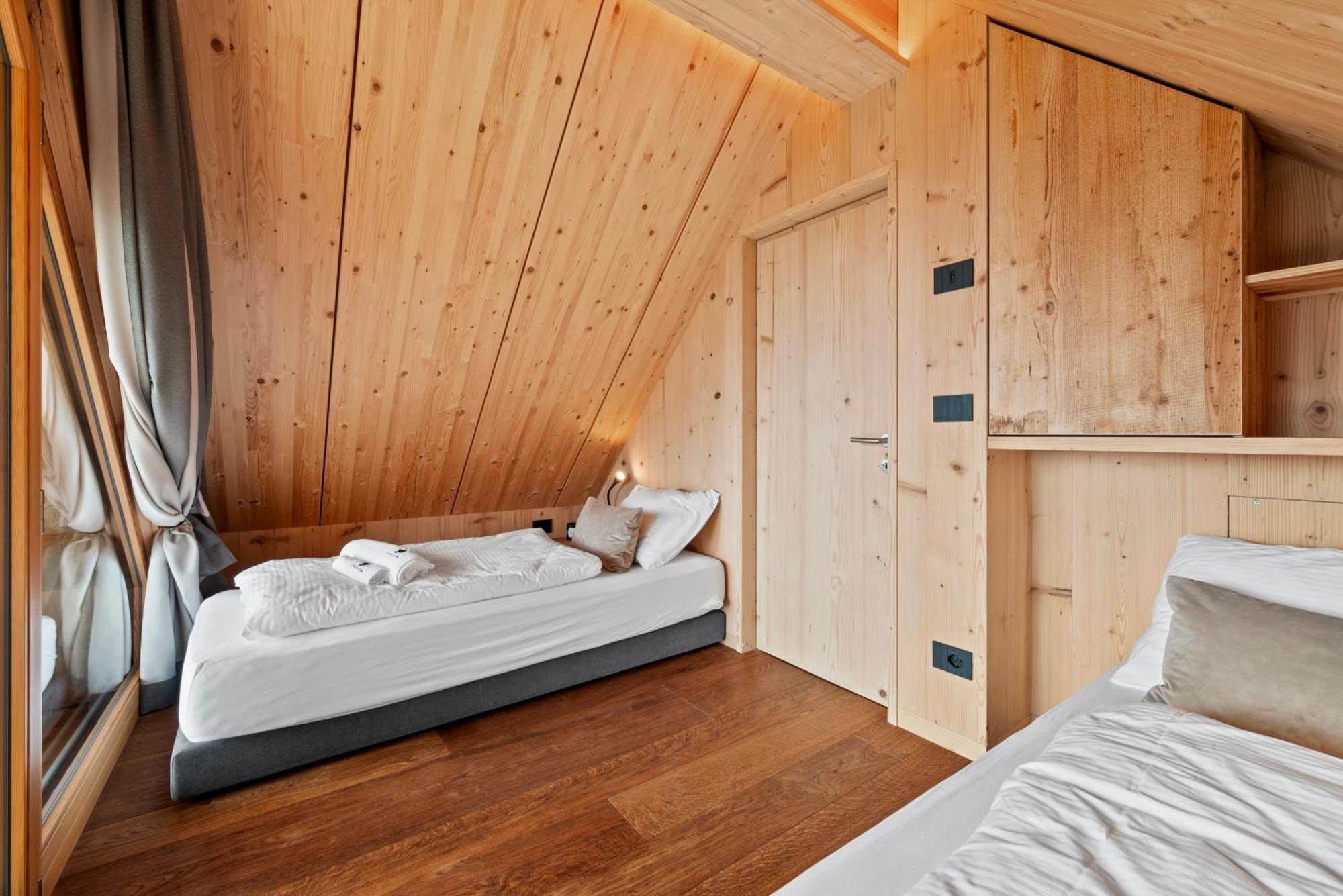 New Opening "Sissi Chalets" - Unique Luxury Hideaway With Mountain View & Sauna Mendola Екстериор снимка